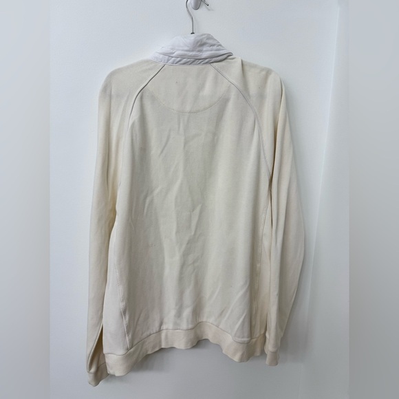 Tommy Bahama Relax Sweatshirt - Picture 2 of 4